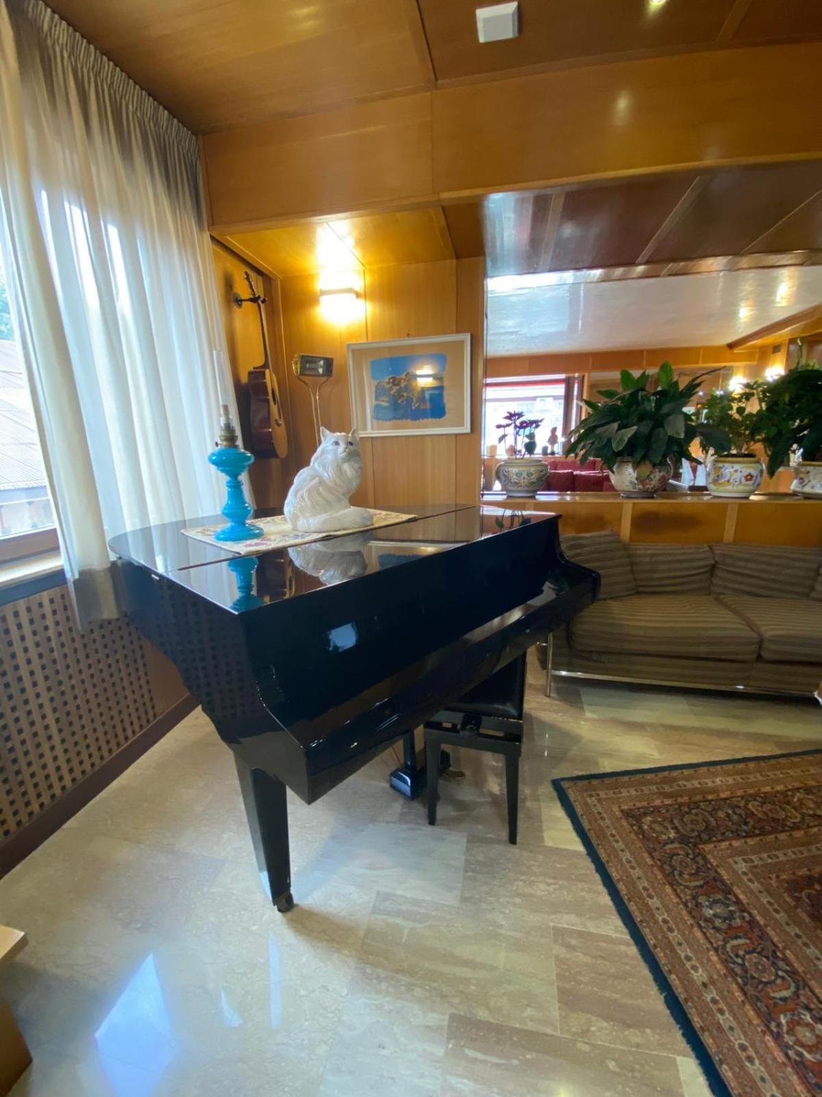 Hotel Sila Камильятелло-Силано Экстерьер фото