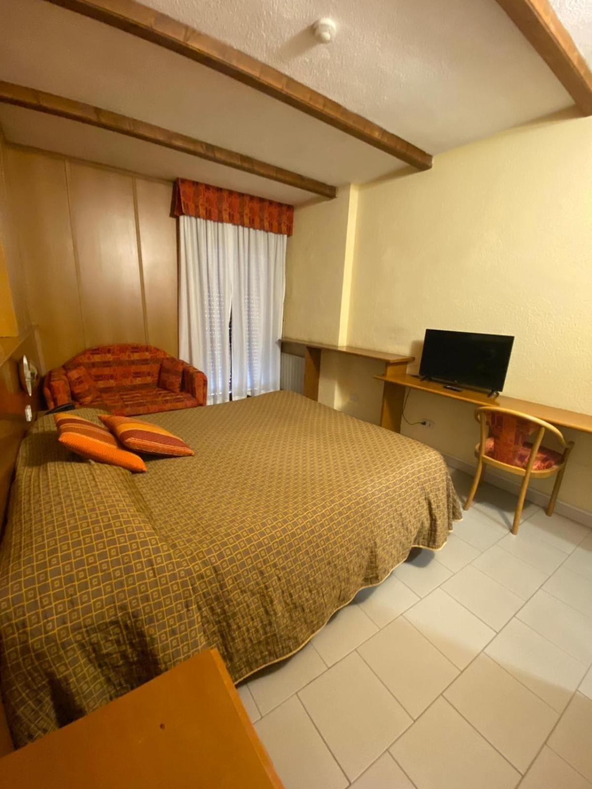 Hotel Sila Камильятелло-Силано Экстерьер фото