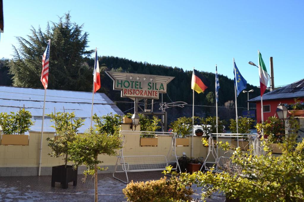 Hotel Sila Камильятелло-Силано Экстерьер фото